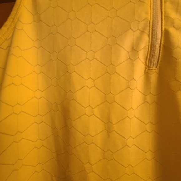 Lija Yellow Golf Tennis Sleeveless Top Sz M - Picture 4 of 6